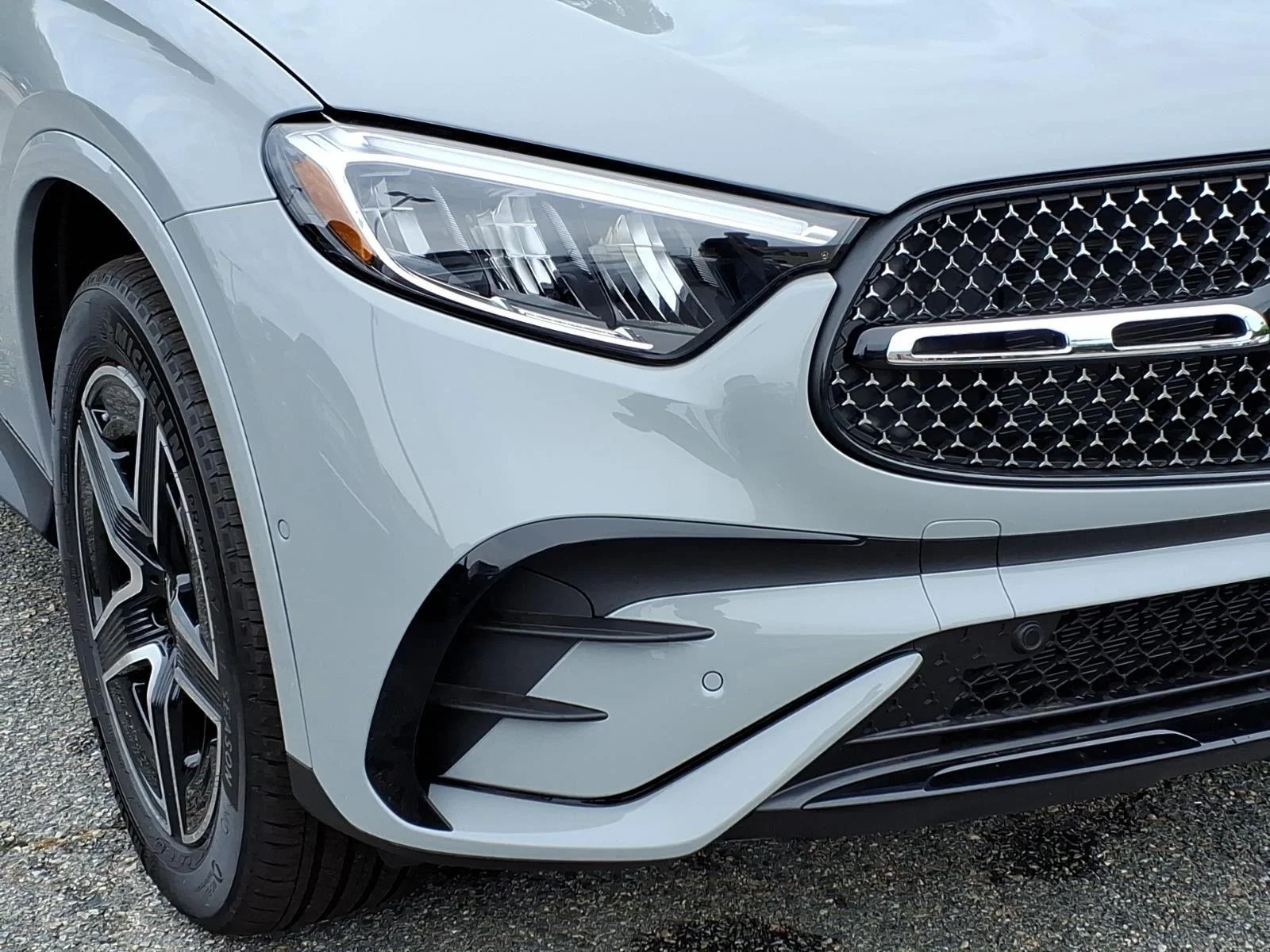 New 2026 GRAY Mercedes-Benz GLC 300 image 4