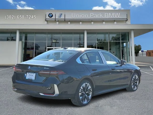 New 2026 Black Sapphire Metallic BMW 530i xDrive image 4