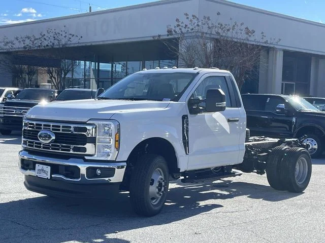 New 2026 White Ford XL image 24