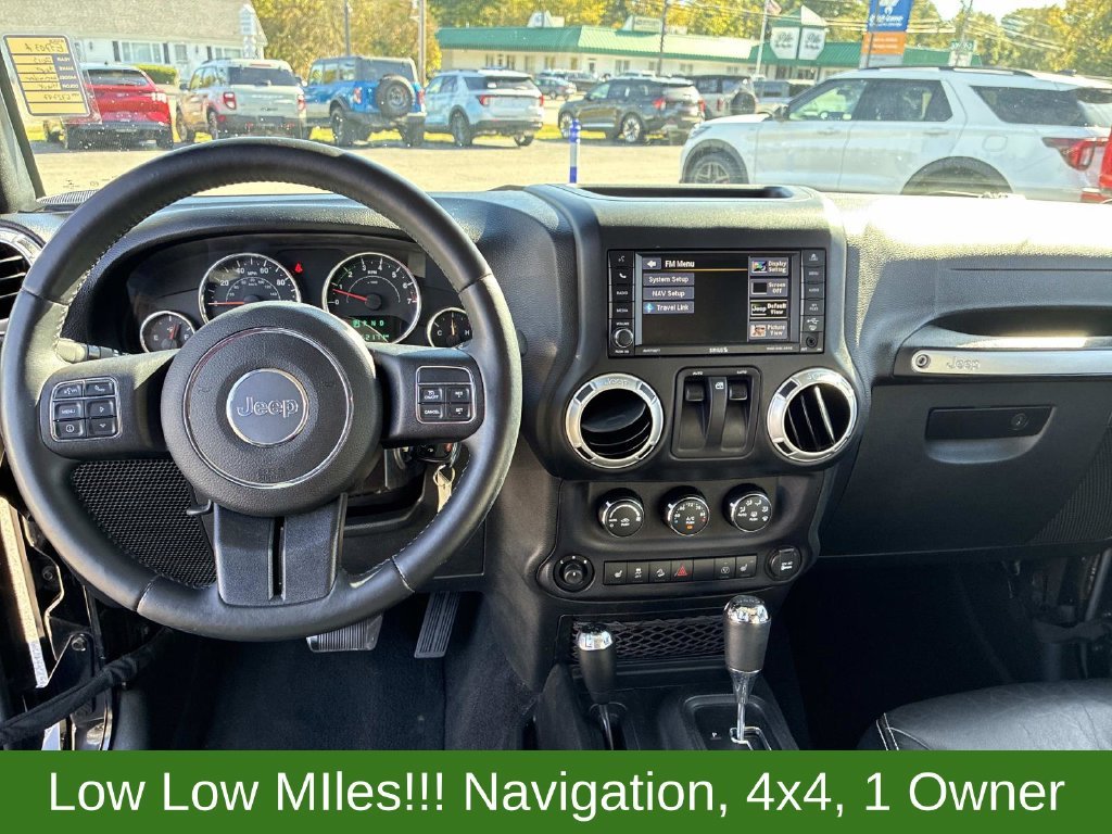 Used 2015 Black Jeep Sahara image 21