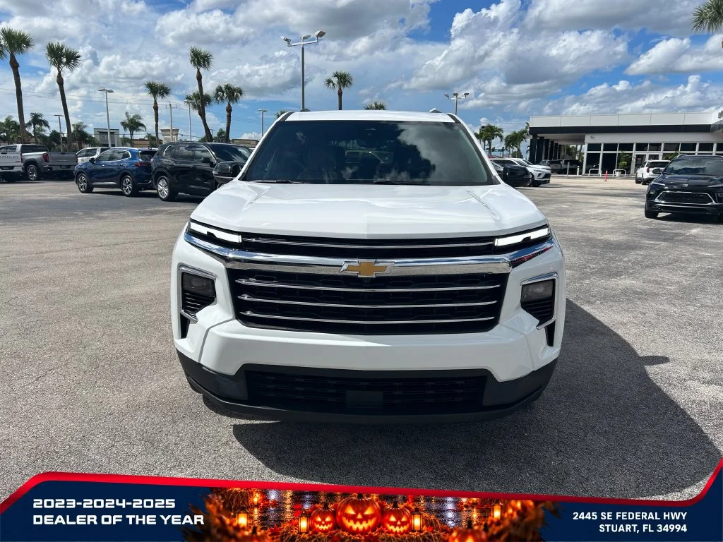 Used 2026 Summit White Chevrolet LT image 2