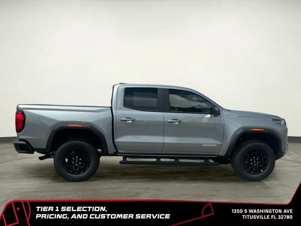 New 2026 Sterling Metallic GMC Elevation image 9