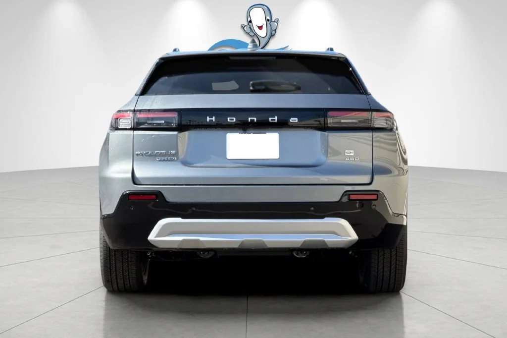 New 2026 Mercury Silver Metallic Honda Touring image 6