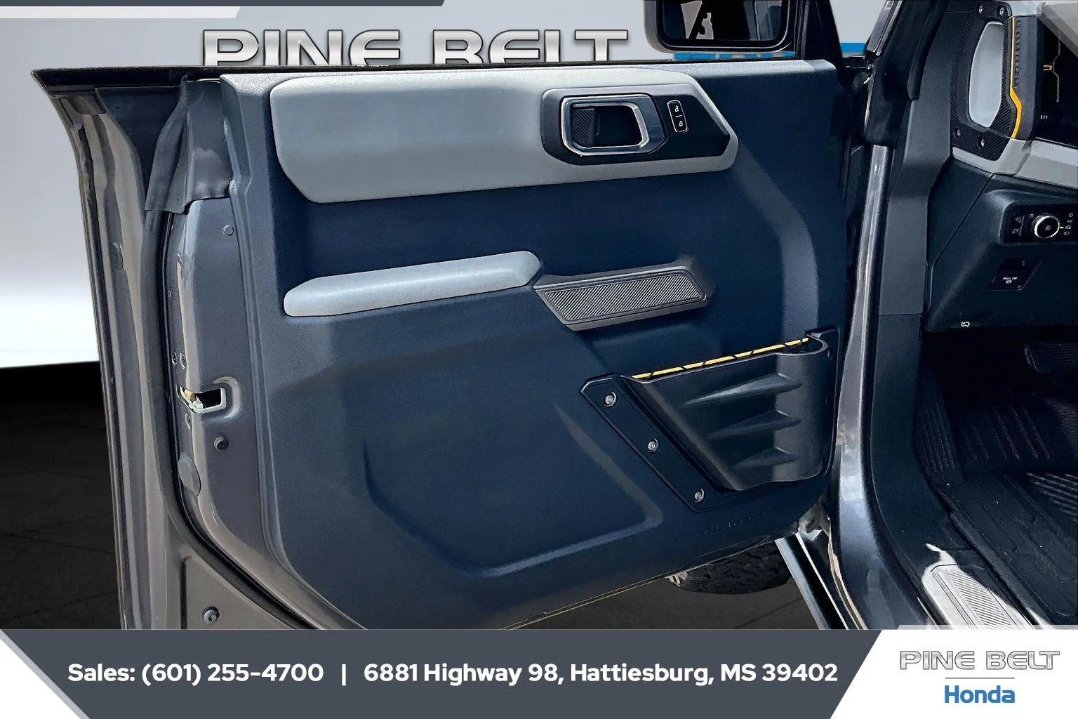 2023 Ford Bronco 4-Door Badlands - Photo 17