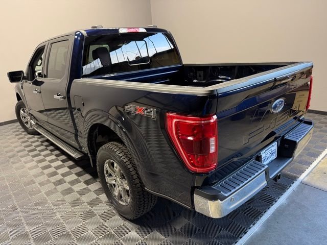 Certified Used 2023 Antimatter Blue Metallic Ford XLT image 12