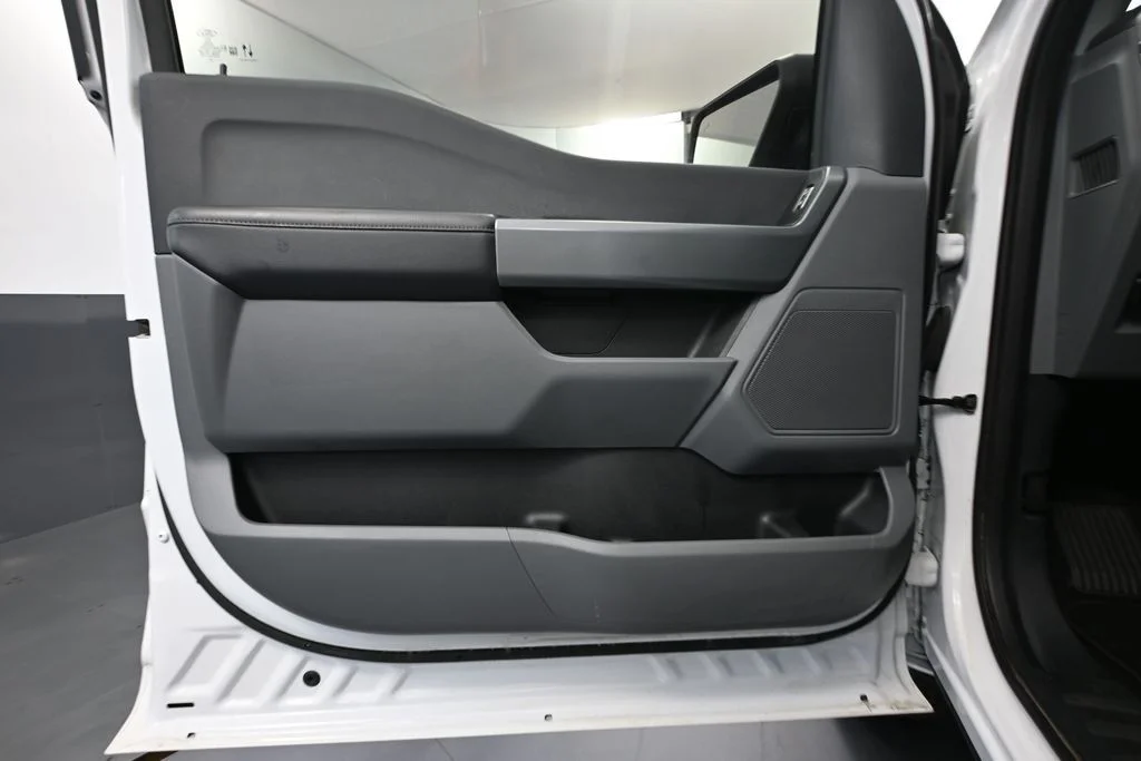Used 2023 White Ford XLT image 18