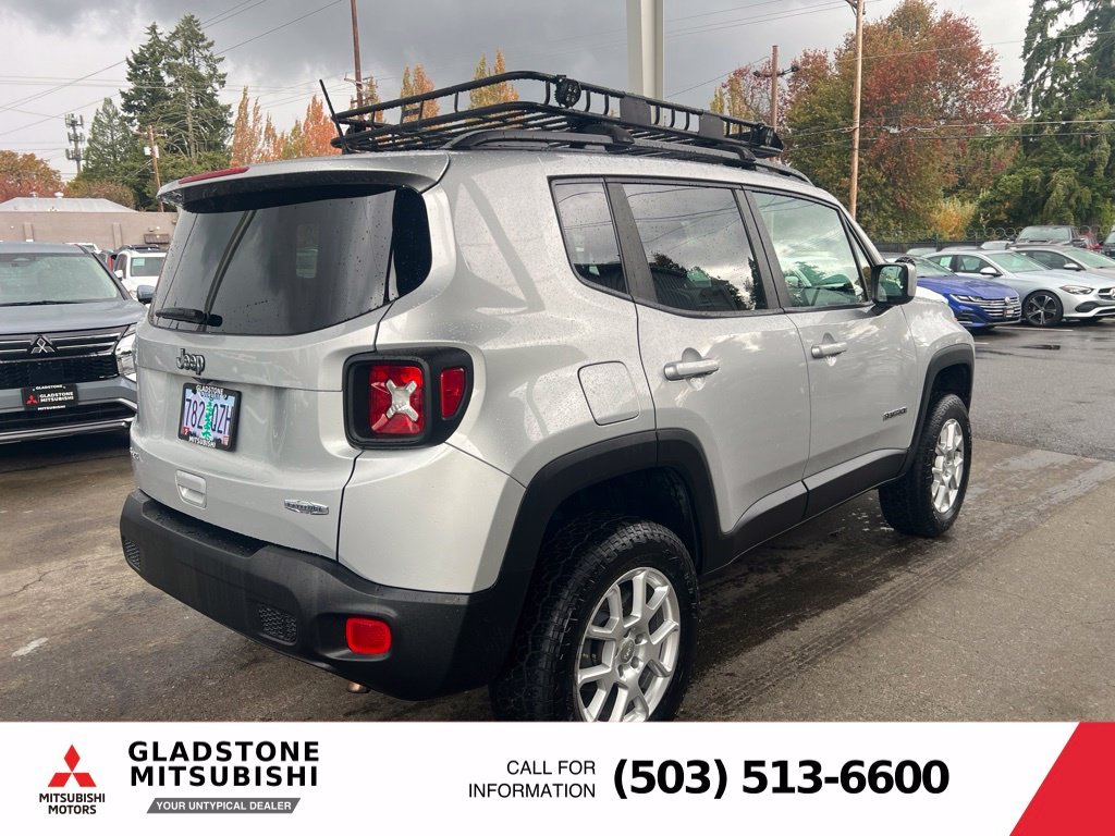 Used 2020 Glacier Metallic Clearcoat Jeep Latitude image 5