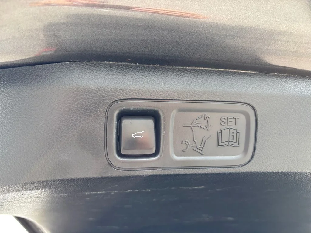 Used 2021 Gray Ford Limited image 48