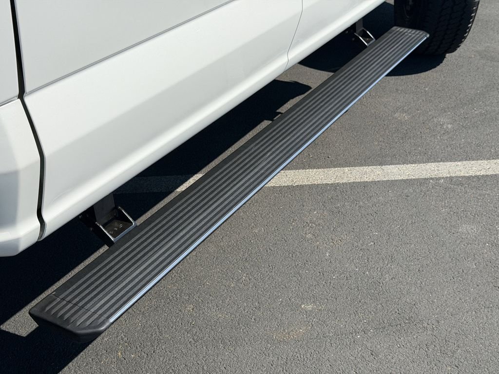 New 2026 Star White Metallic Tri-Coat Ford F-250® Lariat® image 8