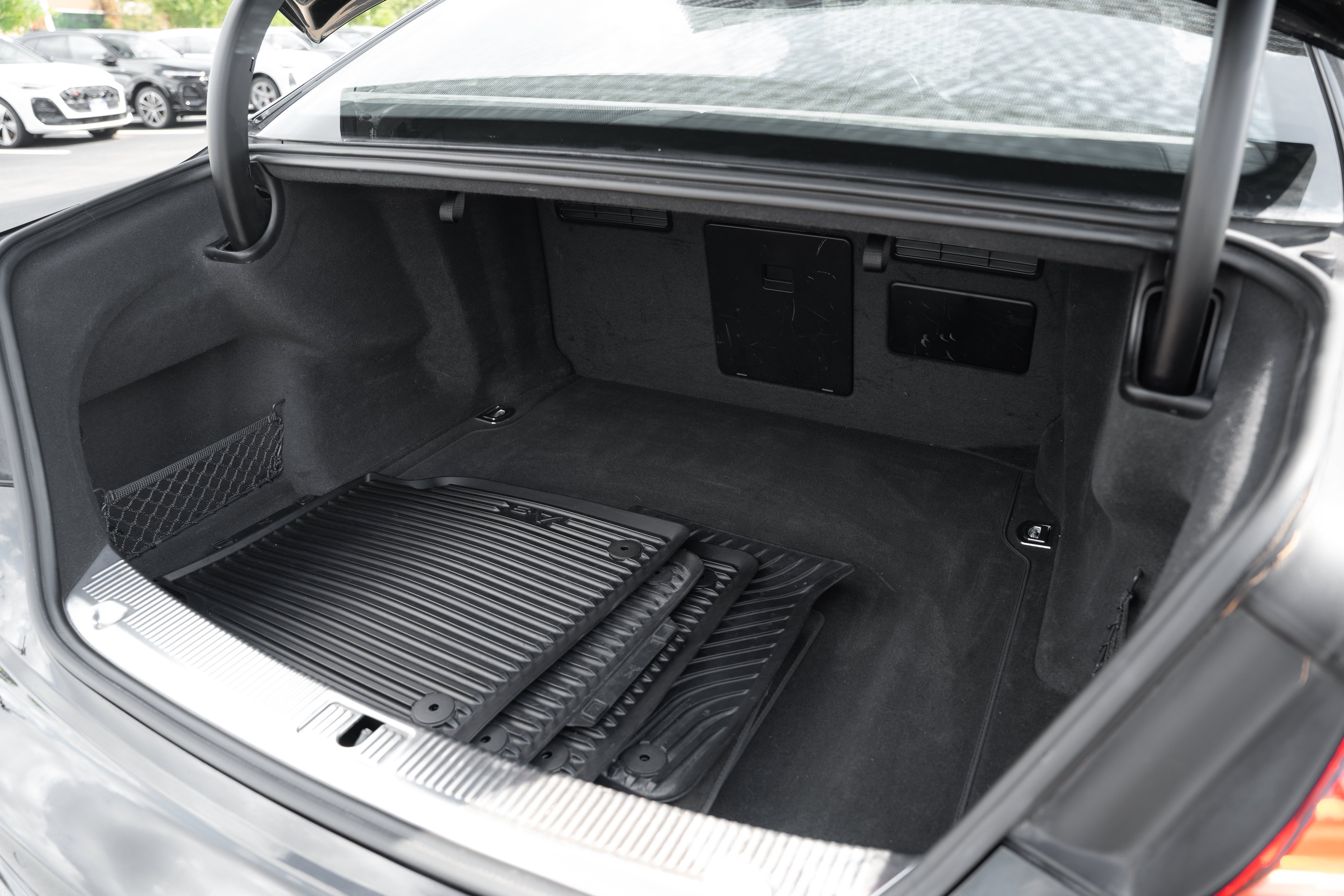 Used 2017 Mythos Black Metallic Audi Sport image 33