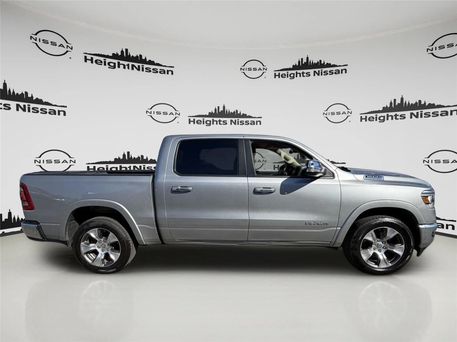 2021 RAM Ram 1500 Pickup Laramie - Photo 6