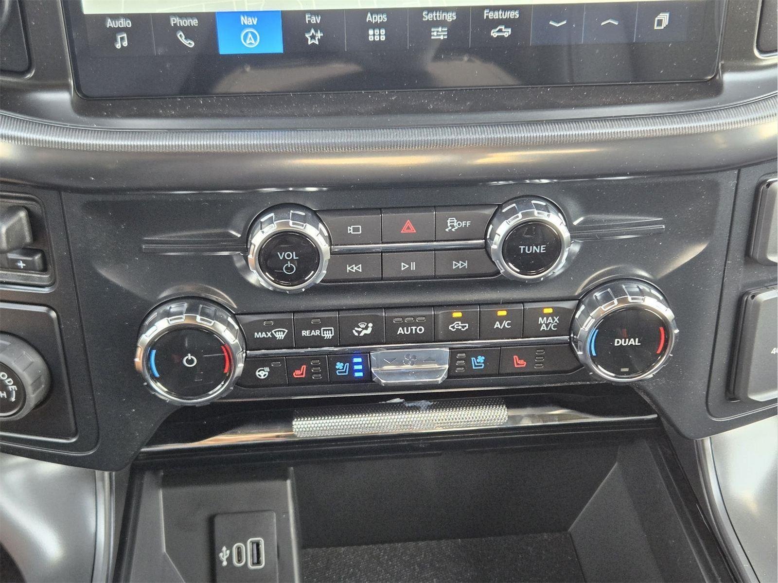New 2026 Star White Metallic Tri-Coat Ford Lariat® image 13