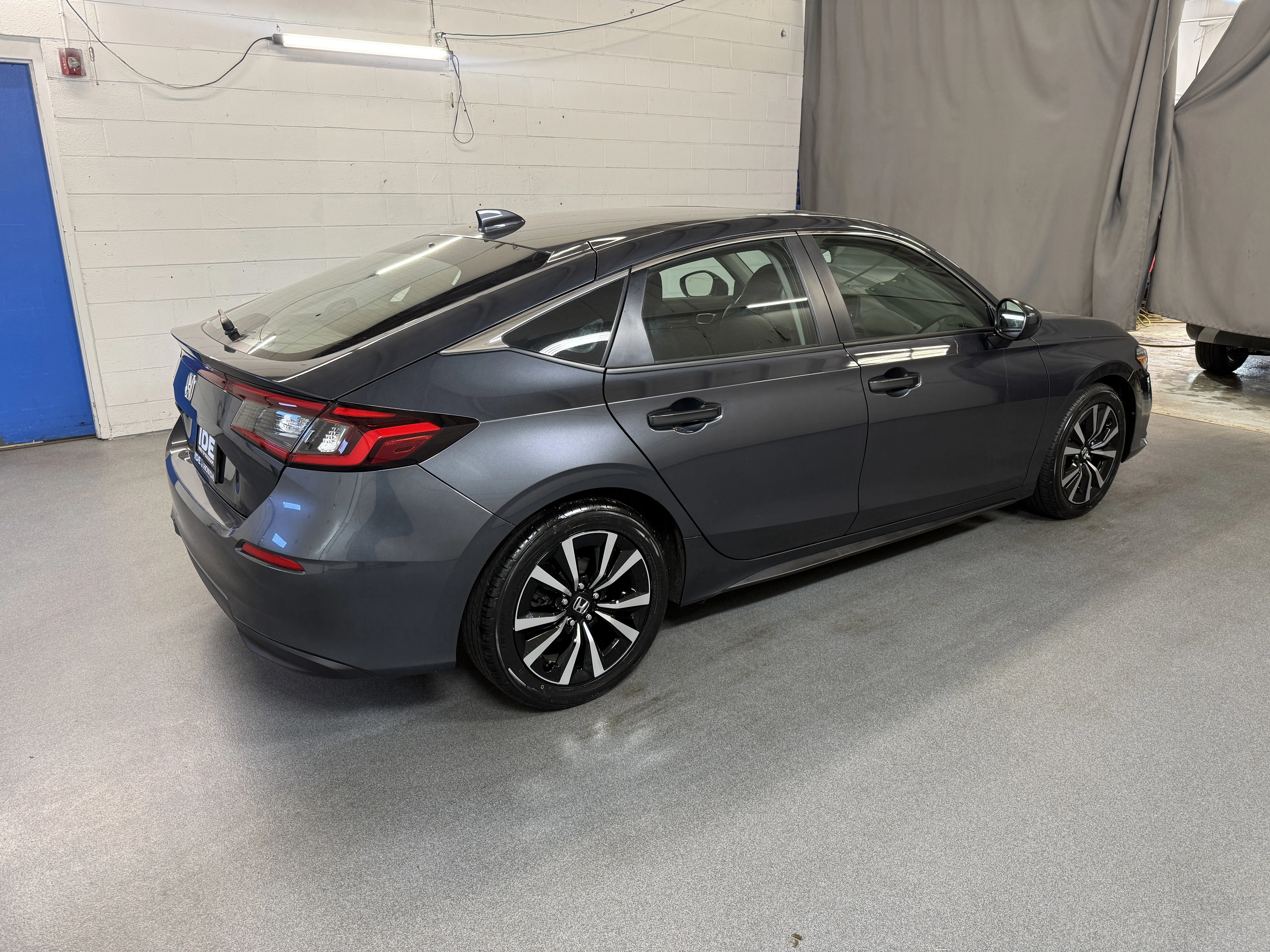 Certified Used 2023 Meteorite Gray Metallic Honda EX-L image 9