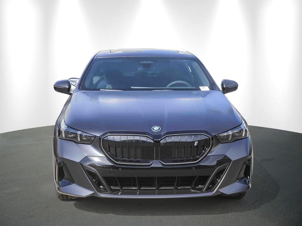 New 2026 Frozen Deep Grey BMW eDrive40 image 2
