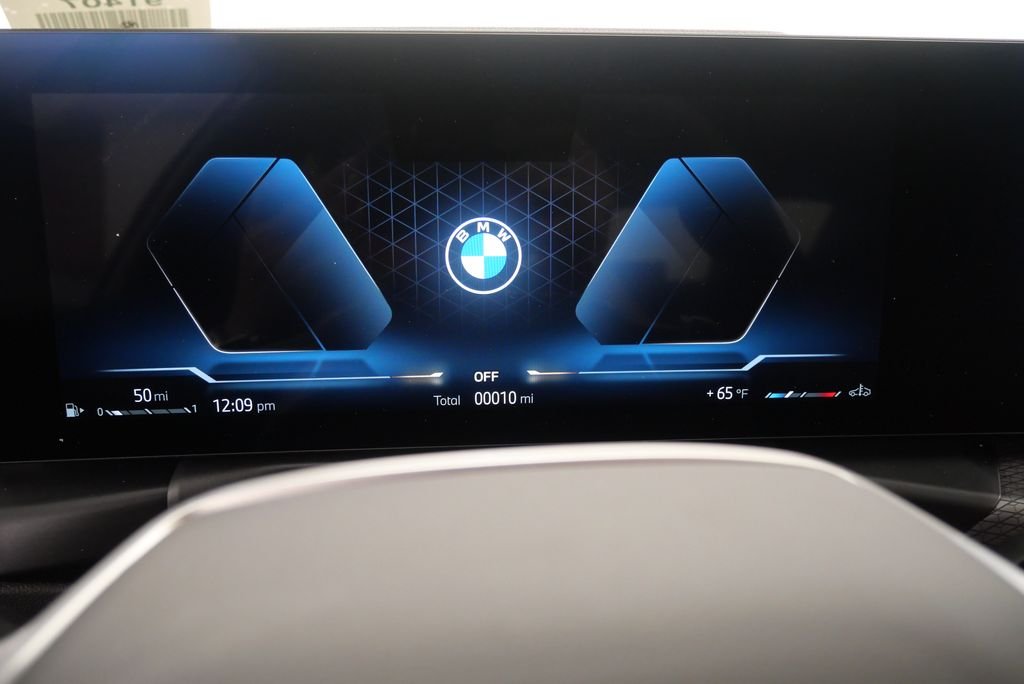 2025 BMW 3 Series 330i - Photo 20