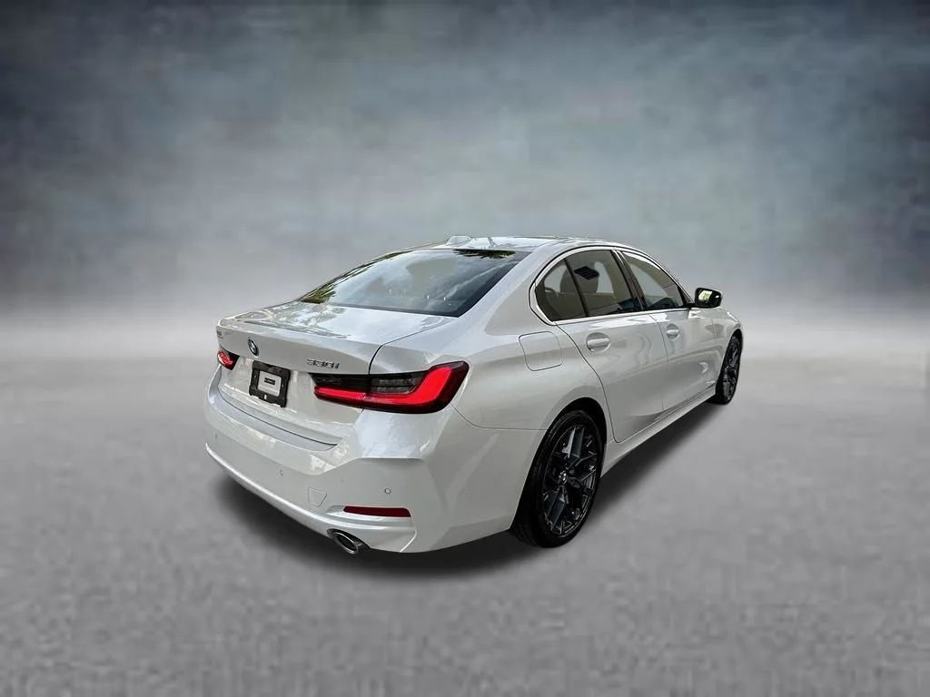 Used 2025 White BMW 330i image 7