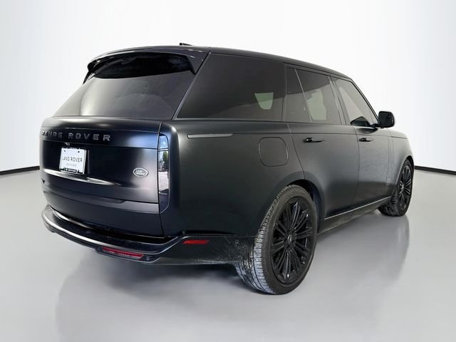 Certified Used 2023 Black Land Rover SE image 5