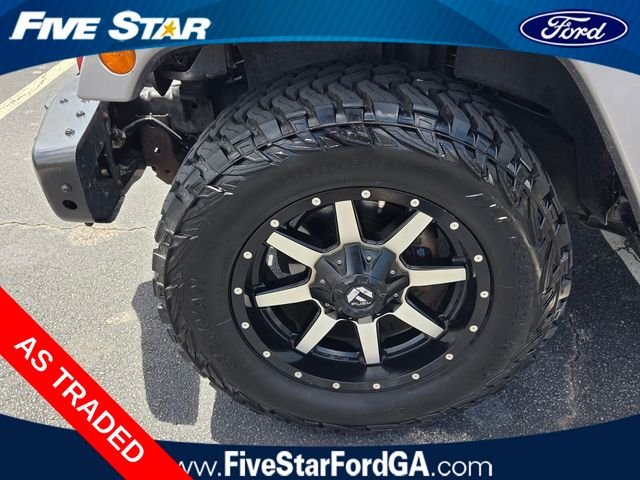 Used 2016 Silver Jeep Unlimited Sahara image 16