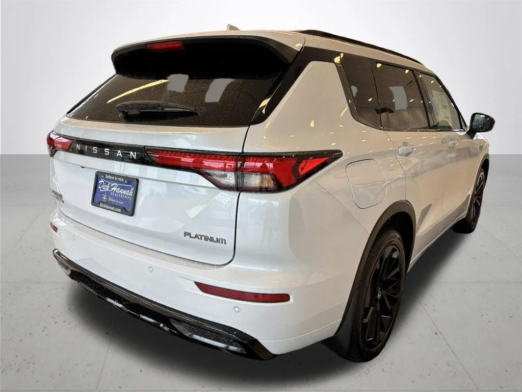 New 2026 White Nissan Platinum image 7
