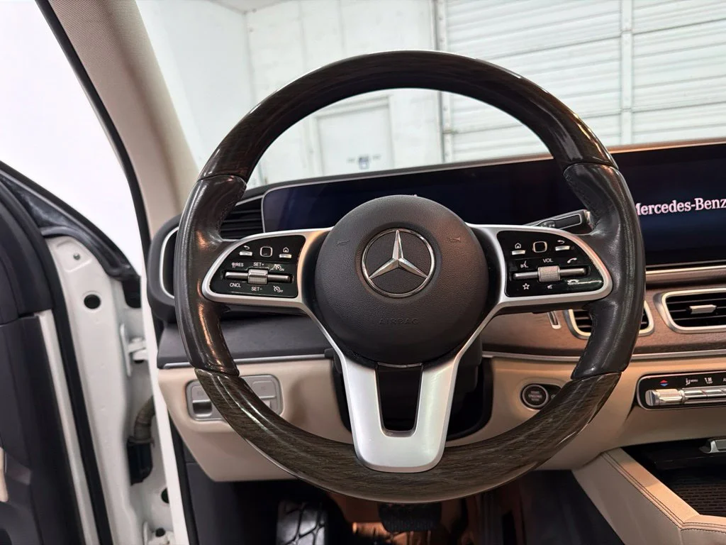 Used 2020 White Mercedes-Benz GLE 450 image 15