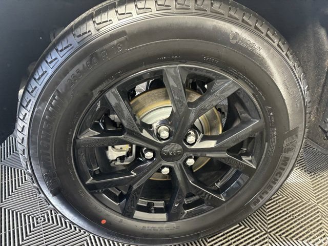 New 2026 White Jeep Altitude image 7