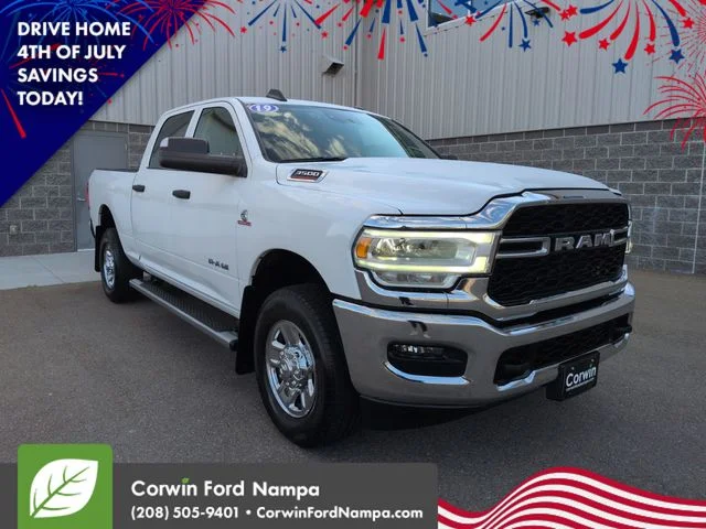 2019 RAM 3500 Tradesman 4X4 Crew Cab SWB's photo
