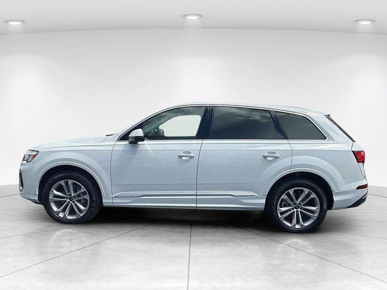 Used 2025 White Audi 55 Premium image 7