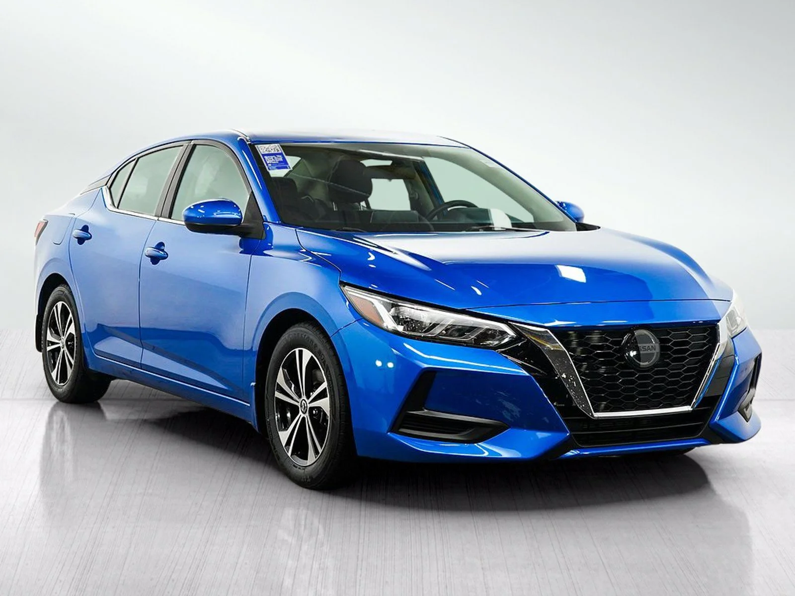 Used 2021 Blue Nissan SV image 7