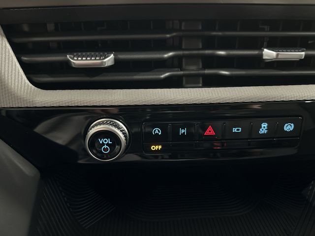 2026 Ford Explorer Active - Photo 33