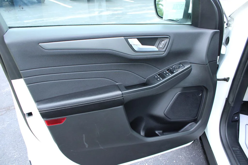 Used 2024 White Metallic Ford Base image 29