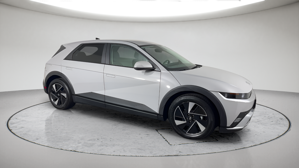 New 2026 Gray Hyundai SE image 1