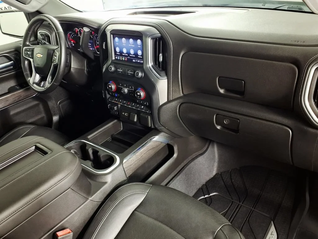 Used 2019 SHADOW GRAY METALLIC Chevrolet LTZ image 12