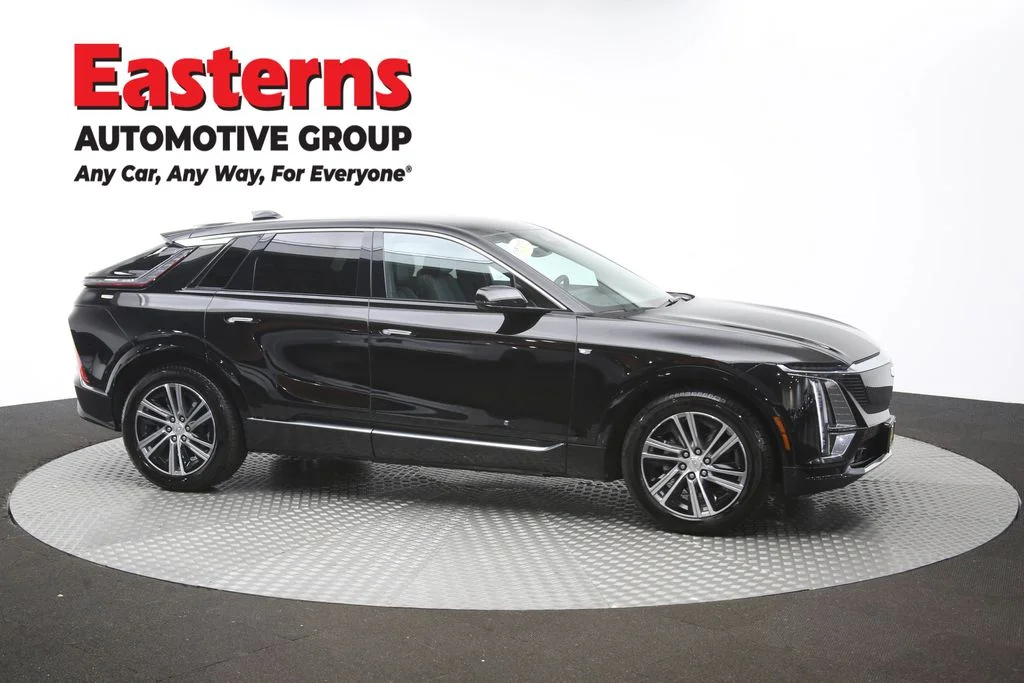 Used 2025 Black Cadillac Luxury image 48