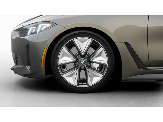 New 2026 Dravit Grey Metallic BMW eDrive40 image 7