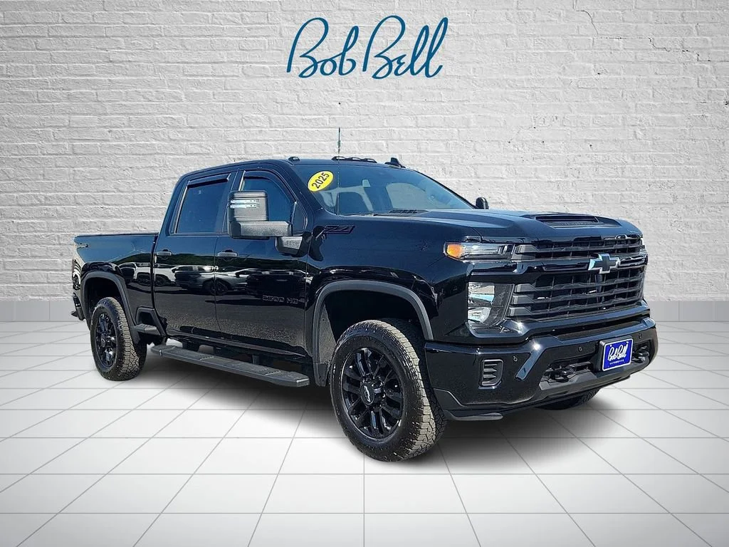 2025 Chevrolet Silverado HD Custom 4WD Crew Cab Standard Box's photo