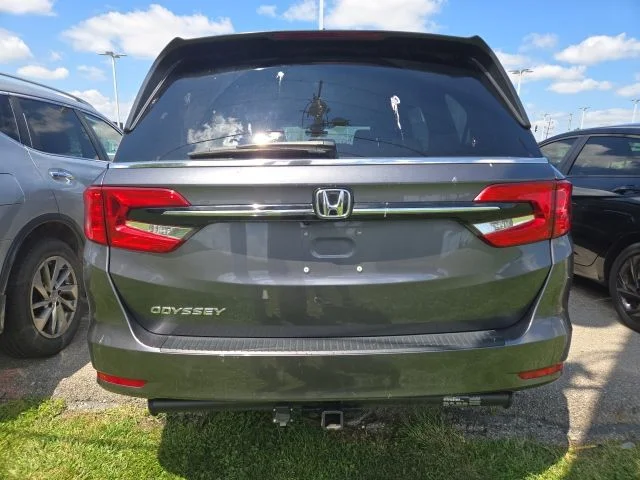 Used 2023 Gray Honda EX-L image 3