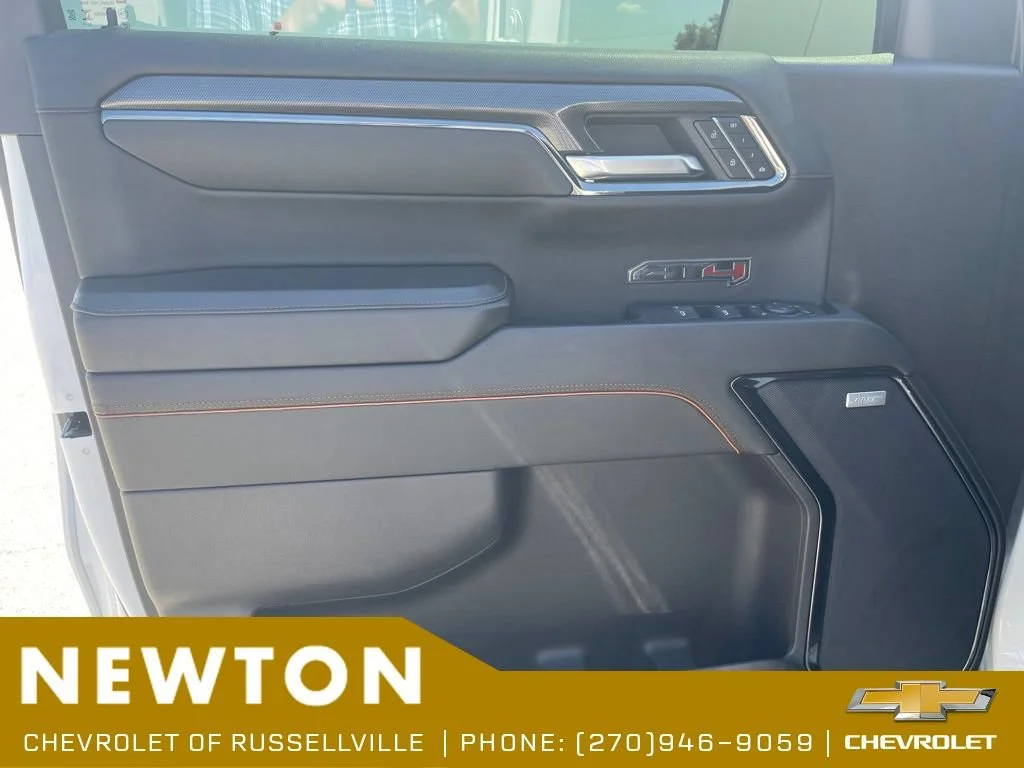 2024 GMC Sierra 1500 AT4 - Photo 8