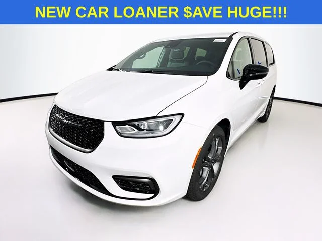2026 Chrysler Pacifica Select - Photo 3