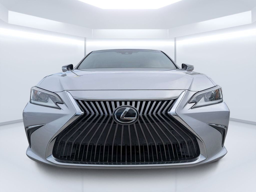 Used 2021 Silver Lexus 350 image 9