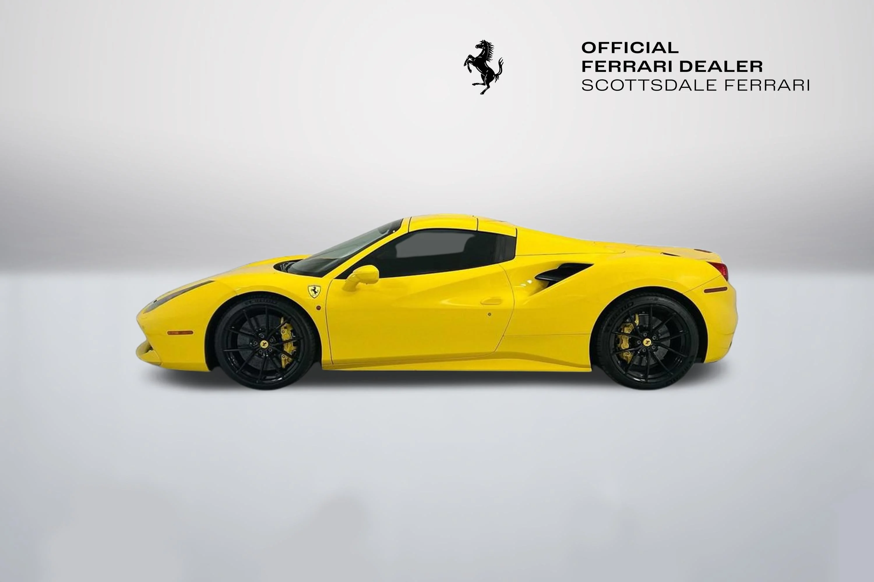 Used 2017 Giallo Modena Ferrari  image 16