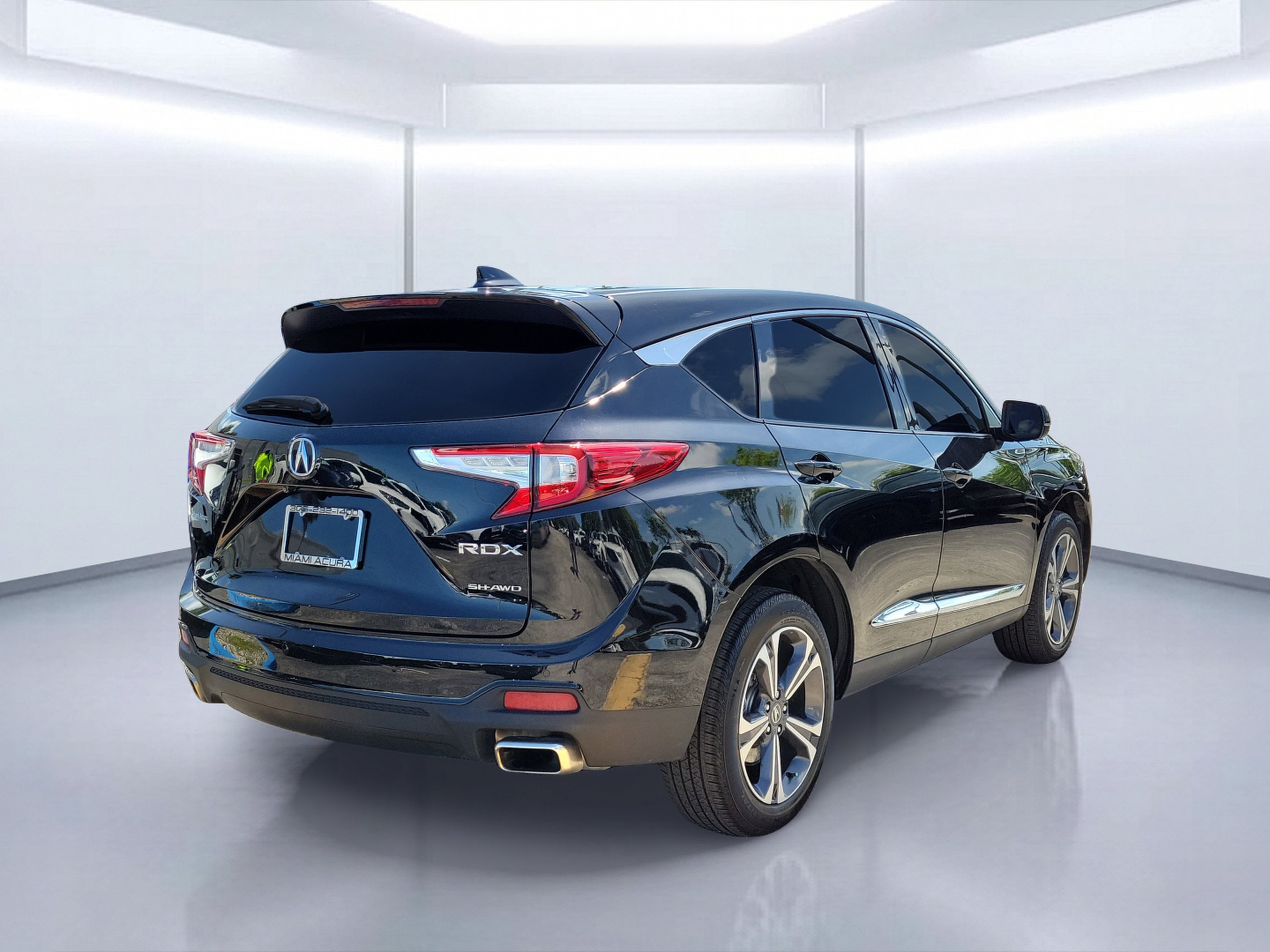 Used 2024 Black Acura Advance Package SH-AWD image 4