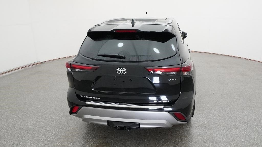 New 2026 Midnight Black Metallic Toyota  Platinum image 13