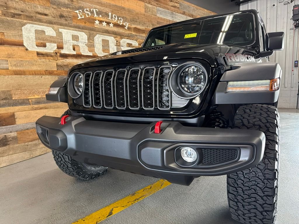 New 2026 Black Clear-Coat Exterior Paint Jeep Rubicon image 9