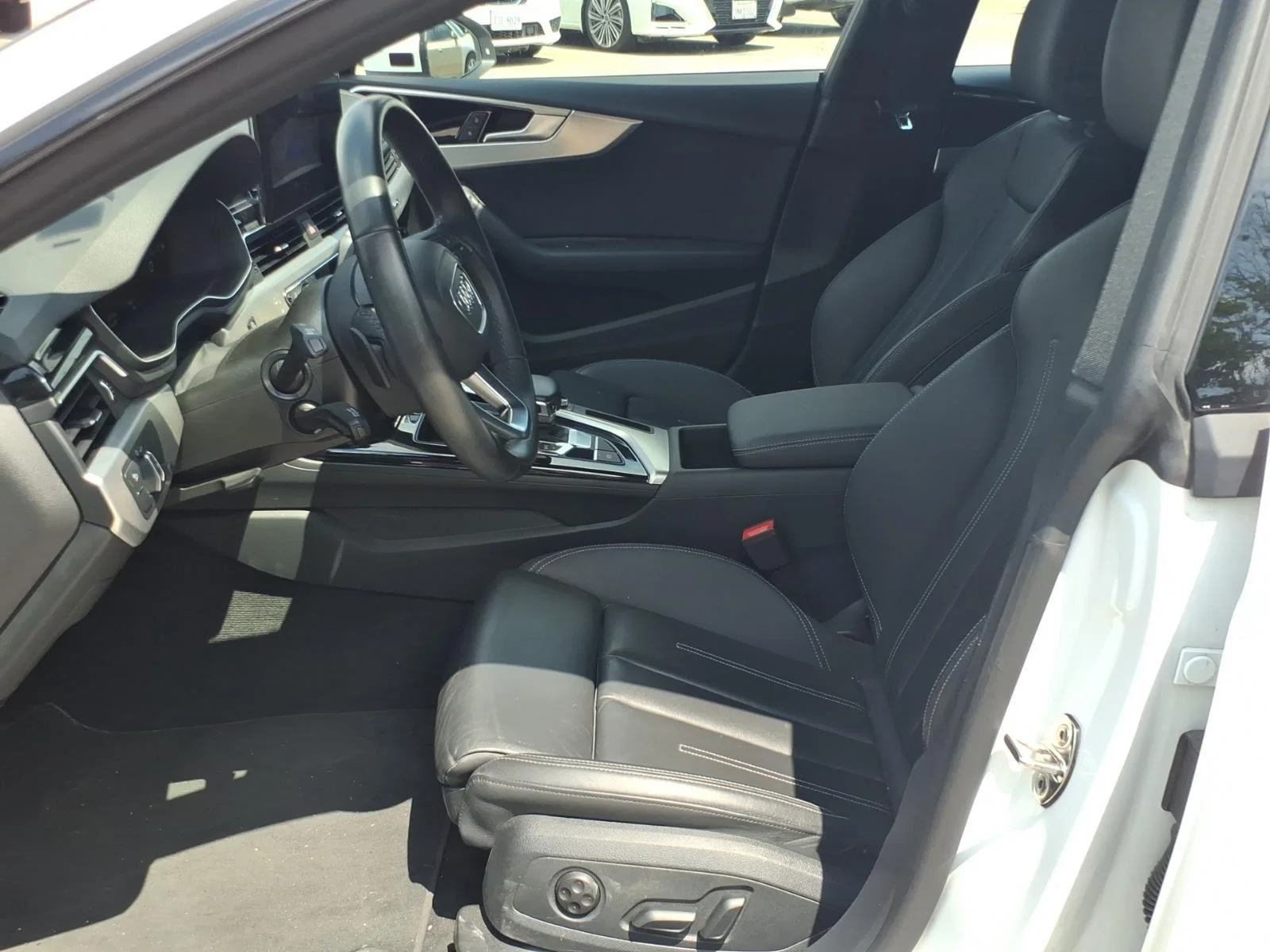 Used 2025 WHITE Audi S line Premium image 11