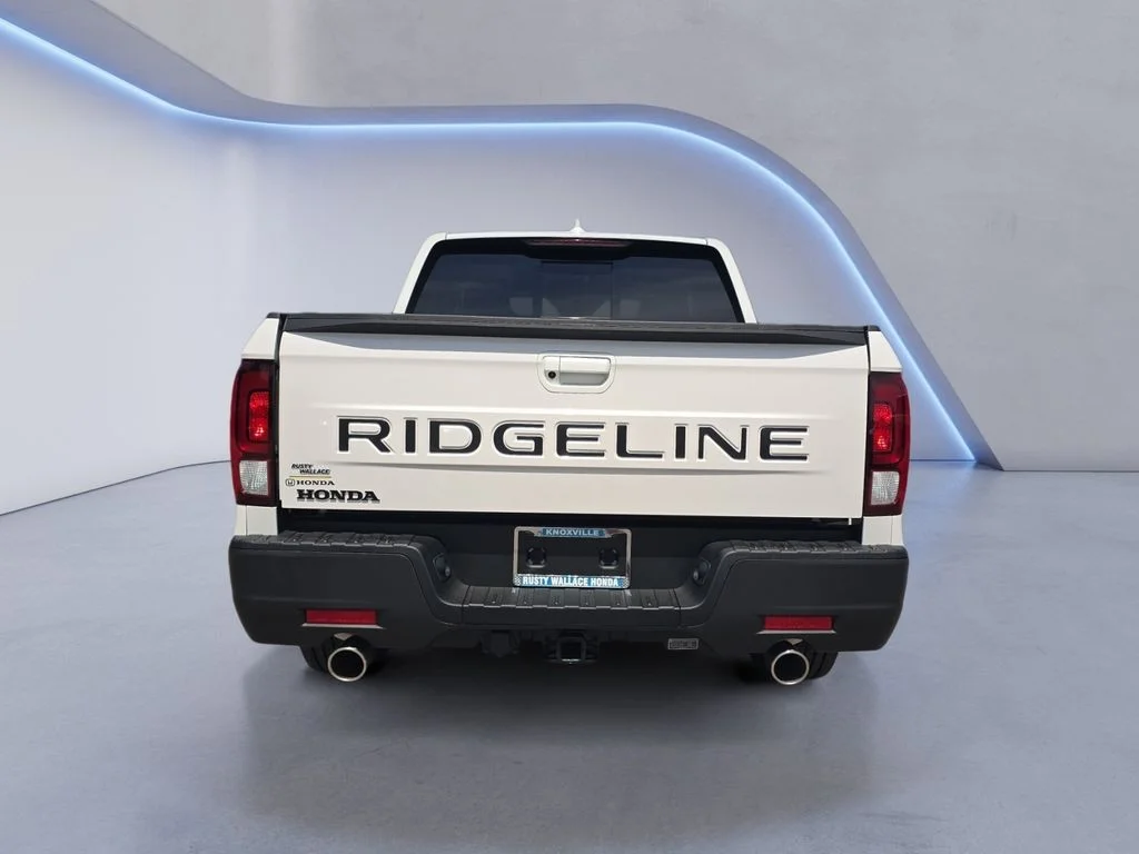 New 2026 Platinum White Pearl Honda RTL image 4
