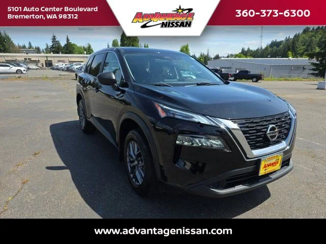 Used 2021 Super Black Nissan S image 8