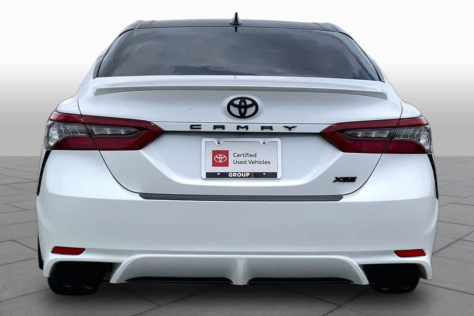 Used 2024 Wind Chill Pearl Toyota XSE image 5
