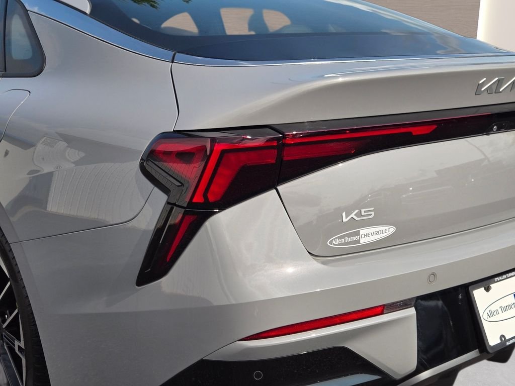 Used 2025 Gray Kia GT image 9