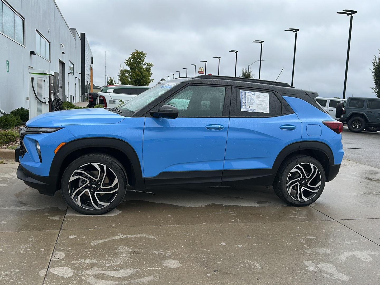 Used 2024 Fountain Blue Chevrolet RS image 2
