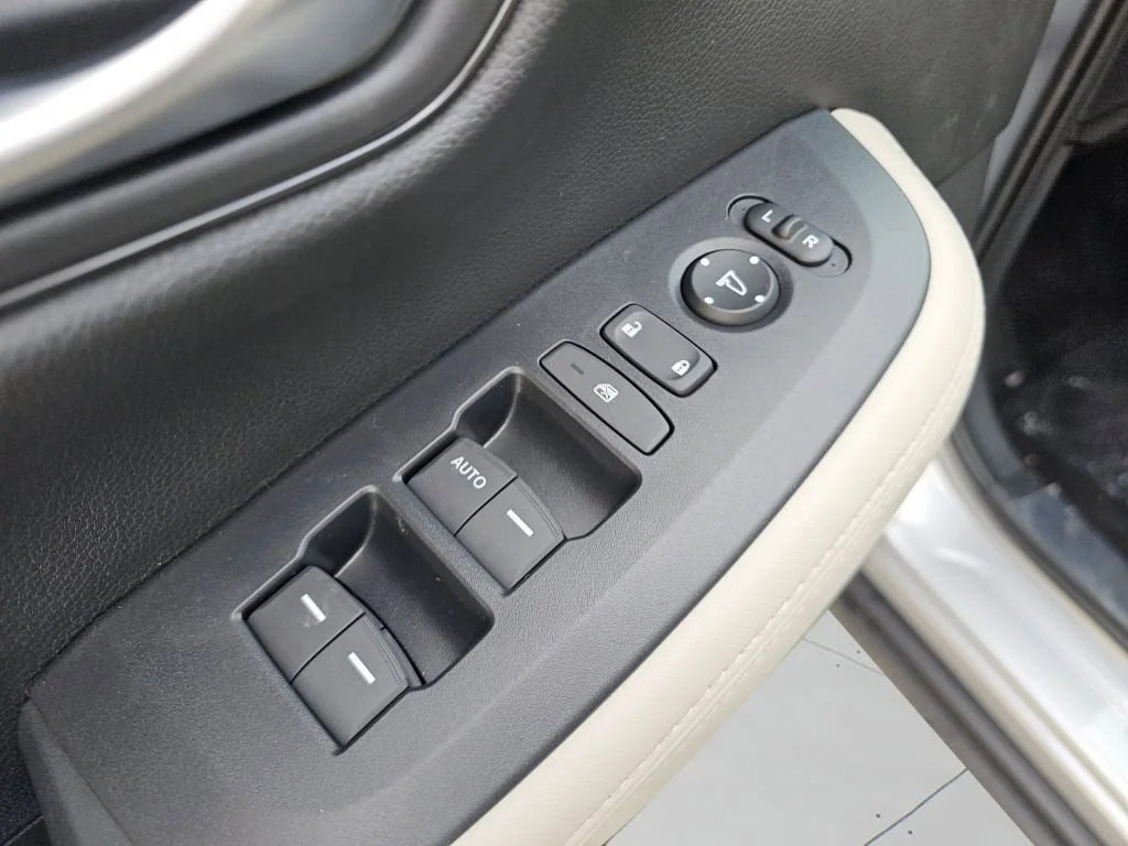 2026 Honda HR-V LX - Photo 28
